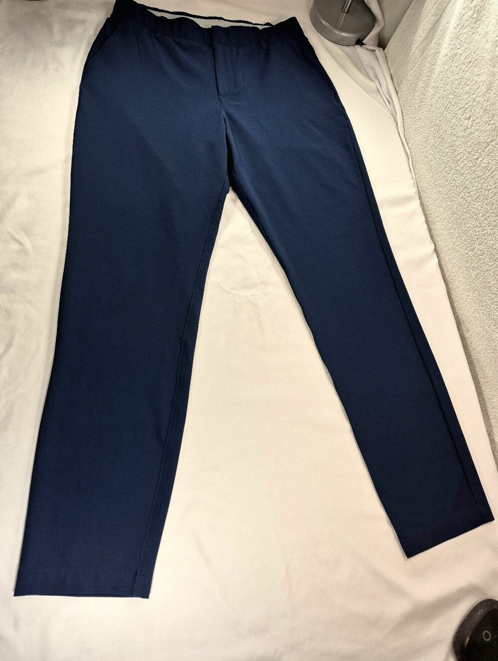 Under Armour Women's Navy Blue Elastic Waist Athletic Pants Size 8 Minimalist
